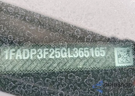 2016 Ford Focus Se из США, поврежденный, VIN 1FADP3F25GL365165